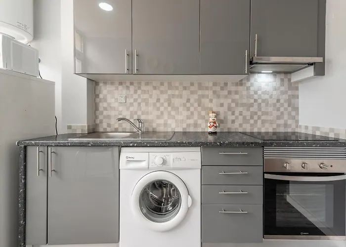 Guestready - Practical 1 Bdr Appt Near The Beach! *